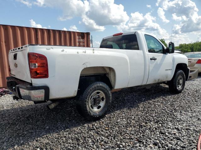 1GCHC24K27E520134 - 2007 CHEVROLET SILVERADO C2500 HEAVY DUTY WHITE photo 3