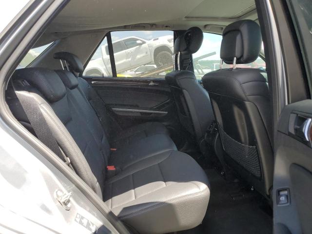 4JGBB8GB1BA691900 - 2011 MERCEDES-BENZ ML 350 4MATIC SILVER photo 11
