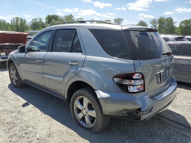 4JGBB8GB1BA691900 - 2011 MERCEDES-BENZ ML 350 4MATIC SILVER photo 2