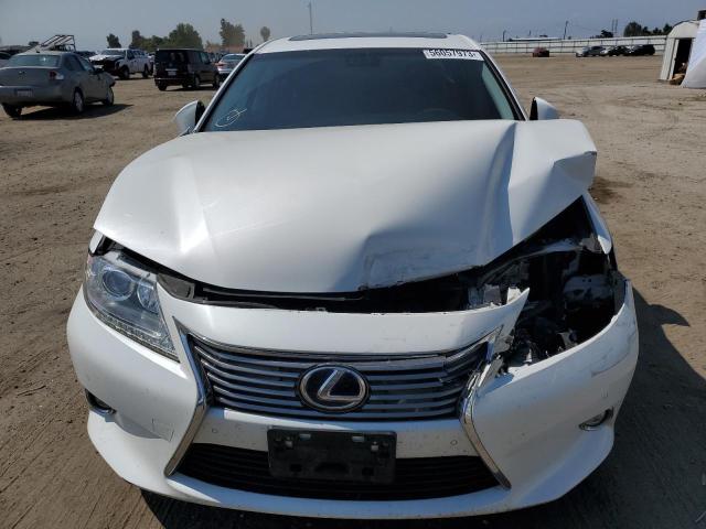 JTHBW1GG9E2047960 - 2014 LEXUS ES 300H WHITE photo 5