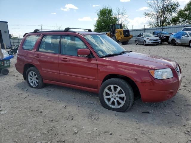 JF1SG65617H711244 - 2007 SUBARU FORESTER 2.5X PREMIUM RED photo 4