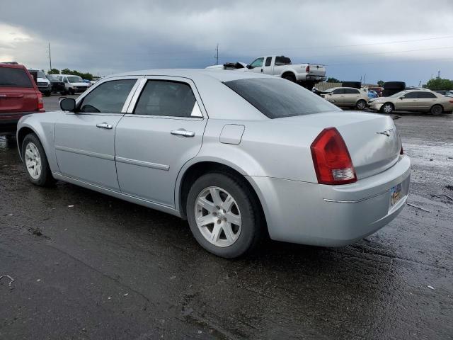 2C3KA53G66H405767 - 2006 CHRYSLER 300 TOURING SILVER photo 2