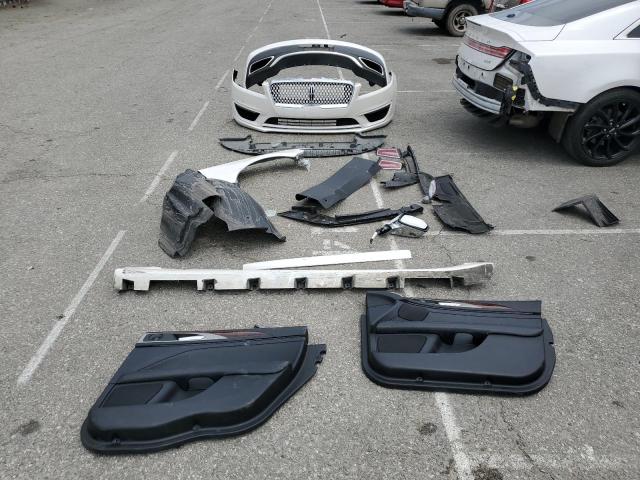 3LN6L5E99LR609268 - 2020 LINCOLN MKZ RESERVE WHITE photo 12