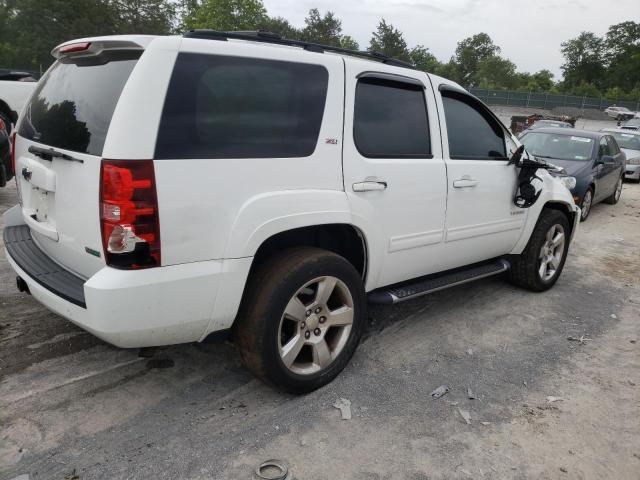 1GNSKBE08BR262216 - 2011 CHEVROLET TAHOE K1500 LT WHITE photo 3