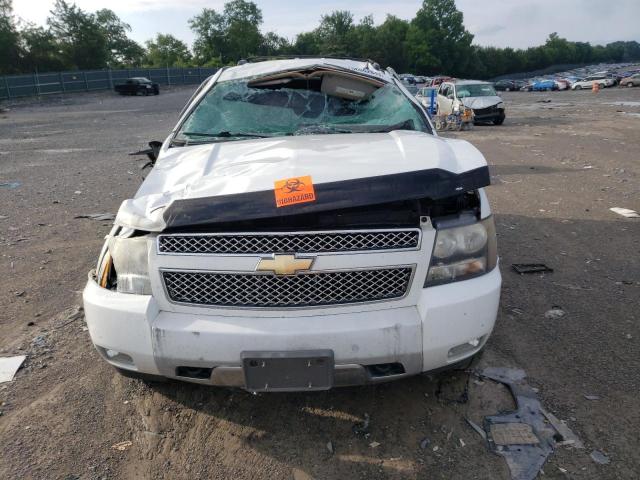 1GNSKBE08BR262216 - 2011 CHEVROLET TAHOE K1500 LT WHITE photo 5