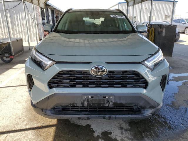 2T3W1RFV0NW212947 - 2022 TOYOTA RAV4 XLE GRAY photo 5