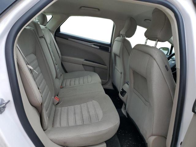 3FA6P0HD5JR228628 - 2018 FORD FUSION SE Blanco foto 10