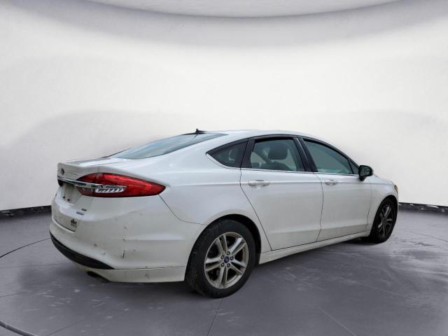 3FA6P0HD5JR228628 - 2018 FORD FUSION SE Blanco foto 3