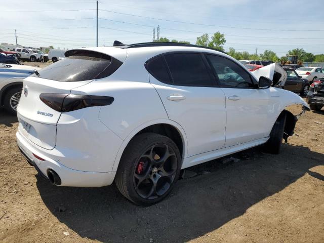 ZASPAKBN3N7D47666 - 2022 ALFA ROMEO STELVIO TI WHITE photo 3