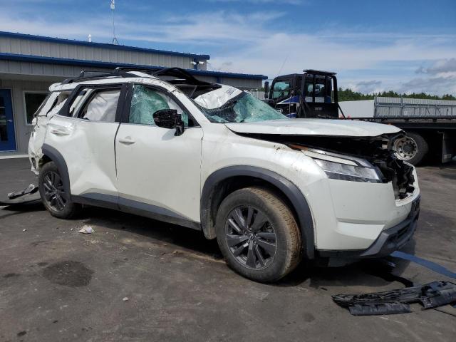 5N1DR3BD4NC211549 - 2022 NISSAN PATHFINDER SV WHITE photo 4