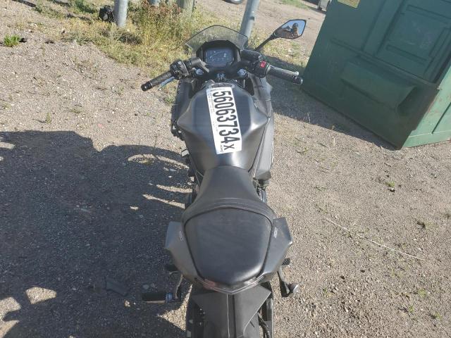 ML5EXER10PDA88770 - 2023 KAWASAKI EX650 R Noir photo 6