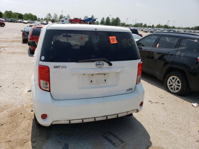 JTLZE4FE4FJ066934 - 2015 TOYOTA SCION XB WHITE photo 6