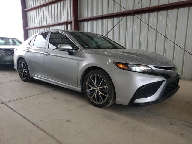 4T1S11AK9NU668502 - 2022 TOYOTA CAMRY SE NIGHT SHADE SILVER photo 4