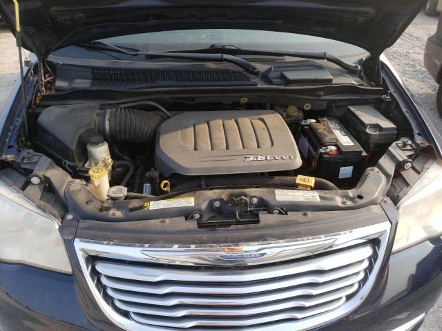 2C4RC1CGXDR570600 - 2013 CHRYSLER TOWN & COU TOURING L BLUE photo 11