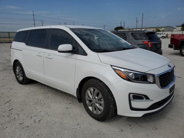 KNDMB5C16M6665338 - 2021 KIA SEDONA LX WHITE photo 4