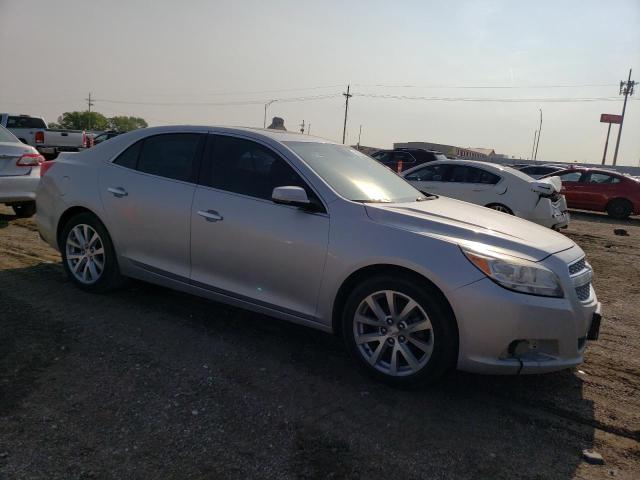 1G11H5SAXDF148605 - 2013 CHEVROLET MALIBU LTZ ვერცხლისფერი ფოტო 4
