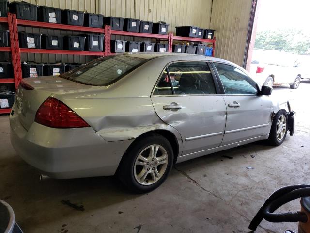 1HGCM56877A101831 - 2007 HONDA ACCORD EX SILVER photo 3