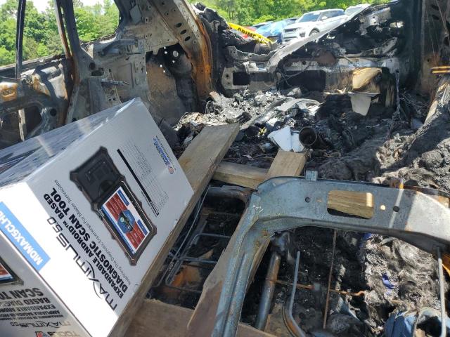 2T3W1RFV9KW024584 - 2019 TOYOTA RAV4 XLE BURN photo 10