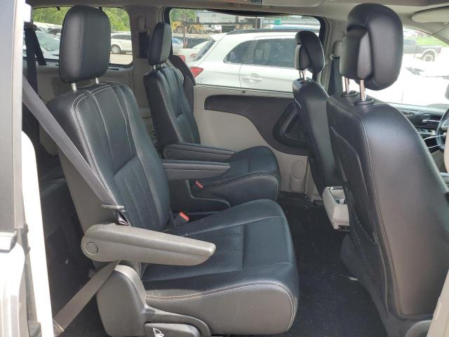 2C4RC1CG3GR239796 - 2016 CHRYSLER TOWN & COU TOURING L SILVER photo 11