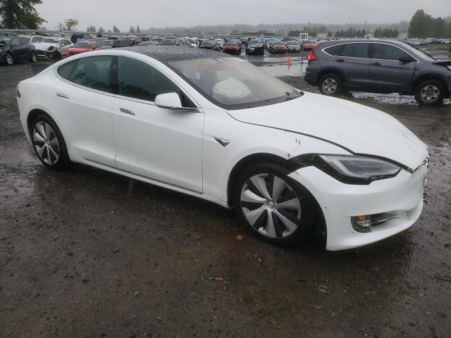 5YJSA1E25LF391500 - 2020 TESLA MODEL S თეთრი ფოტო 4