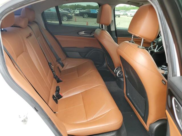 ZARFAEDN7H7559323 - 2017 ALFA ROMEO GIULIA Q4 白色 照片 10