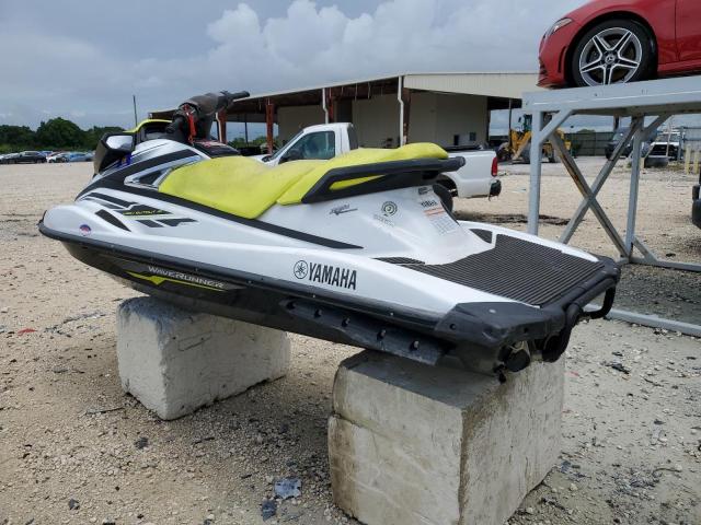 YAMA4072H819 - 2019 YAMAHA VX JETSKI WHITE photo 3