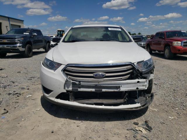 1FAHP2D87JG138711 - 2018 FORD TAURUS SE WHITE photo 5