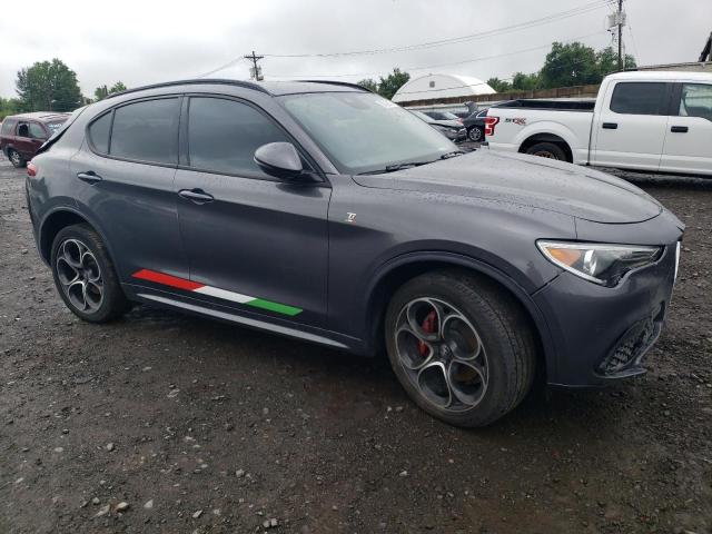 ZASPAKBN5N7D26950 - 2022 ALFA ROMEO STELVIO TI GRAY photo 4