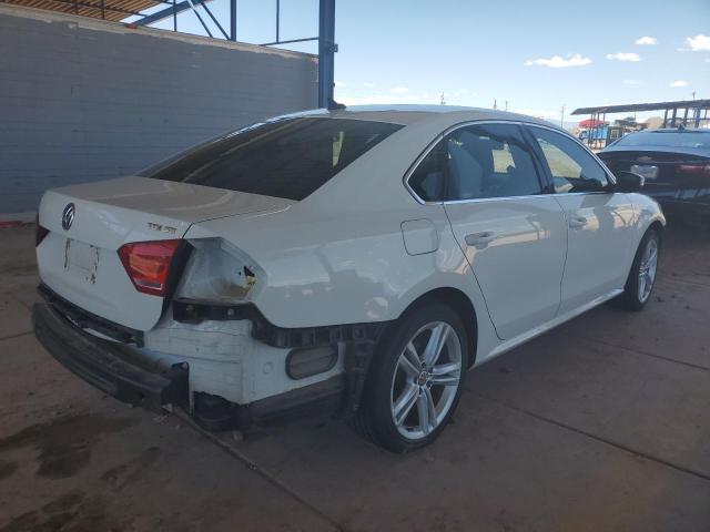 1VWBN7A32EC049716 - 2014 VOLKSWAGEN PASSAT SE WHITE photo 3