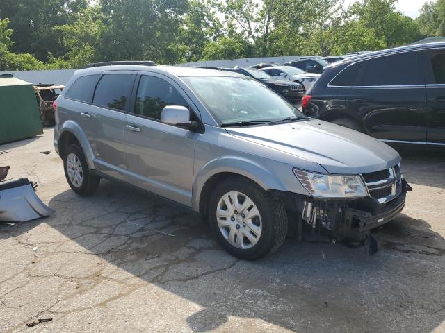 3C4PDDBG3KT759672 - 2019 DODGE JOURNEY SE SILVER photo 4