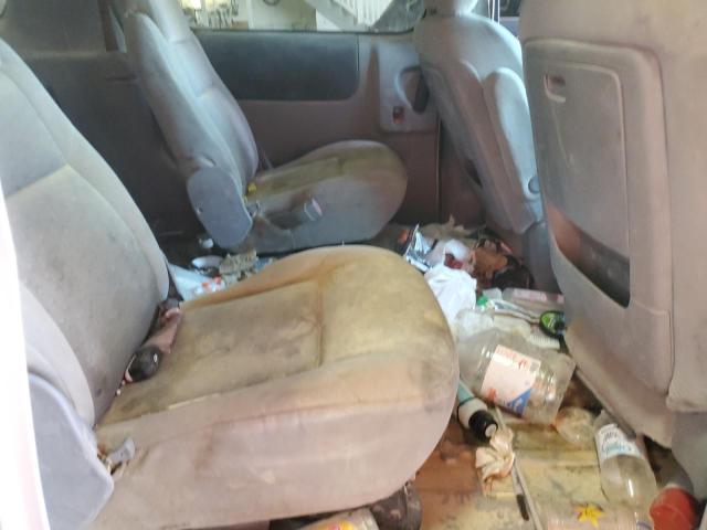 1GNDV23158D190201 - 2008 CHEVROLET UPLANDER LS 银色 照片 11