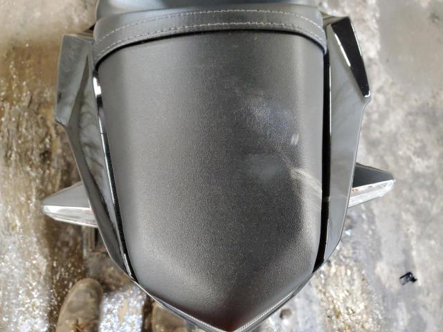 JKAEXEJ10HDA01687 - 2017 KAWASAKI EX650 J შავი ფოტო 6