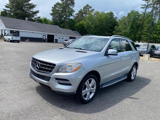 4JGDA5HB4CA071844 - 2012 MERCEDES-BENZ ML 350 4MATIC SILVER photo 2