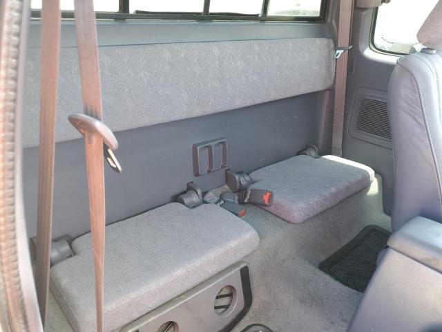 4TASN92N8YZ662743 - 2000 TOYOTA TACOMA XTRACAB PRERUNNER 银色 照片 10