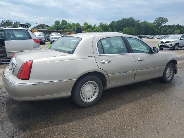 1LNHM81W3YY766581 - 2000 LINCOLN TOWN CAR EXECUTIVE BEIGE photo 3