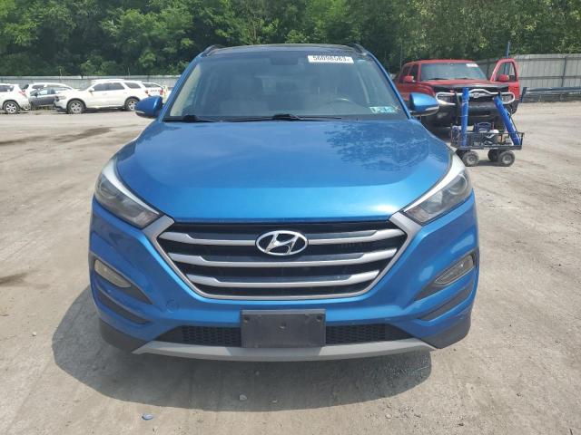 KM8J3CA20JU791732 - 2018 HYUNDAI TUCSON VALUE BLUE photo 5