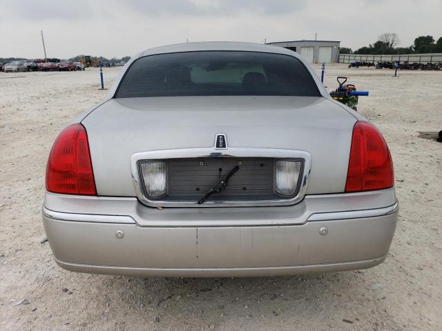 1LNHM81W54Y669490 - 2004 LINCOLN TOWN CAR EXECUTIVE BEIGE photo 6