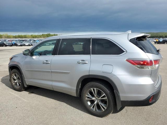 5TDJKRFHXGS246318 - 2016 TOYOTA HIGHLANDER XLE SILVER photo 2