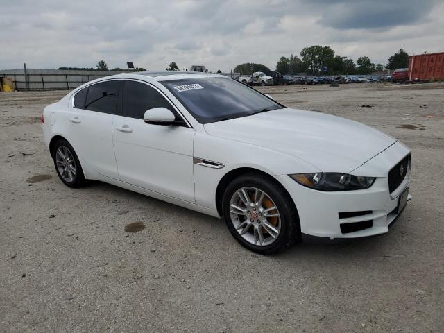 SAJAJ4BN4HA956820 - 2017 JAGUAR XE PREMIUM WHITE photo 4