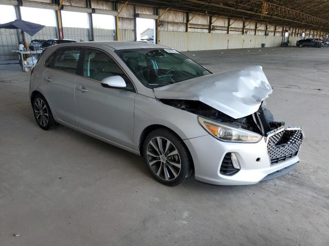 KMHH35LE3JU011739 - 2018 HYUNDAI ELANTRA GT SILVER photo 4