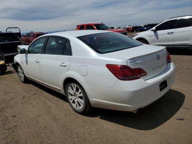 4T1BK36B28U272059 - 2008 TOYOTA AVALON XL WHITE photo 2