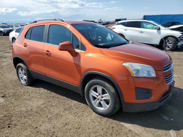 KL7CJRSB1FB058254 - 2015 CHEVROLET TRAX 1LT ORANGE photo 4