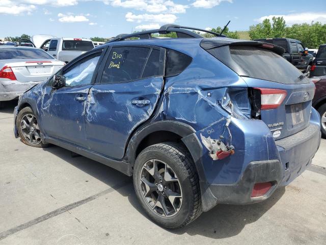 JF2GTAAC6JH265742 - 2018 SUBARU CROSSTREK BLUE photo 2