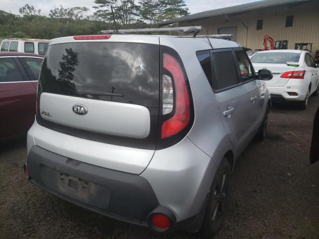 KNDJN2A22F7775904 - 2015 KIA SOUL SILVER photo 3