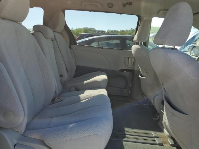 5TDKK3DC4CS225967 - 2012 TOYOTA SIENNA LE 白色 照片 11