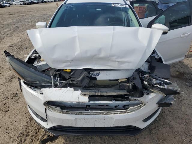 1FADP3K20FL290038 - 2015 FORD FOCUS SE WHITE photo 11