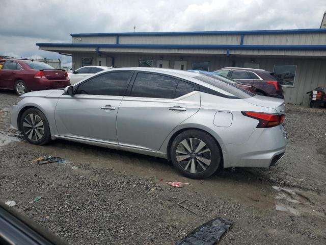 1N4BL4DV6LC246850 - 2020 NISSAN ALTIMA SV SILVER photo 2