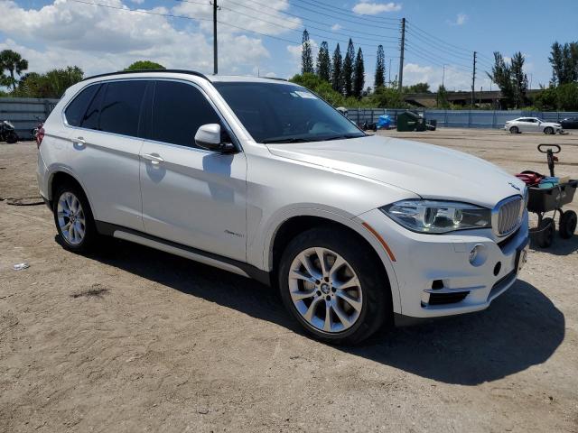 5UXKR6C55E0J72569 - 2014 BMW X5 XDRIVE50I WHITE photo 4