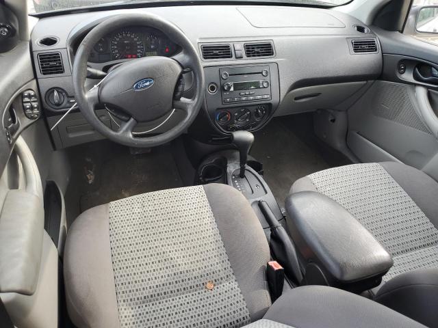 1FAHP34N17W146393 - 2007 FORD FOCUS ZX4 SILVER photo 8