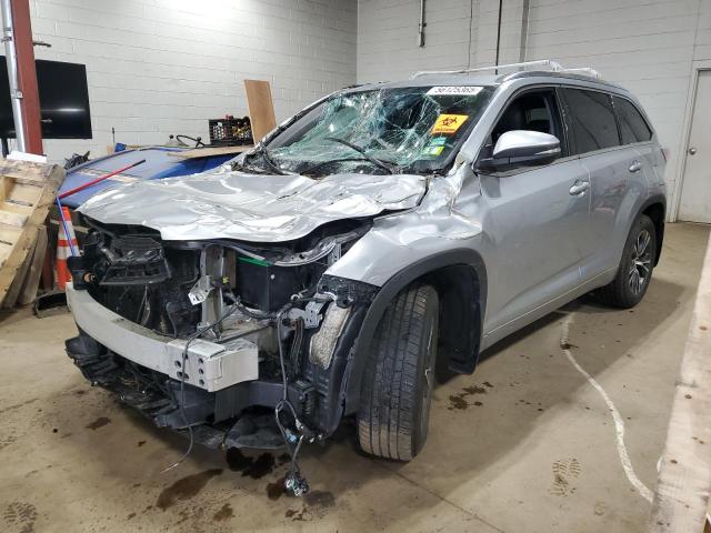 5TDJKRFH5GS321314 - 2016 TOYOTA HIGHLANDER XLE 银色 照片 1